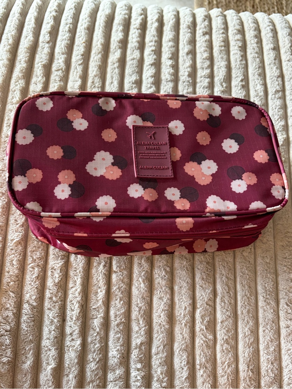 NWOT Alena Culian Burgundy Floral Travel Cosmetic Case